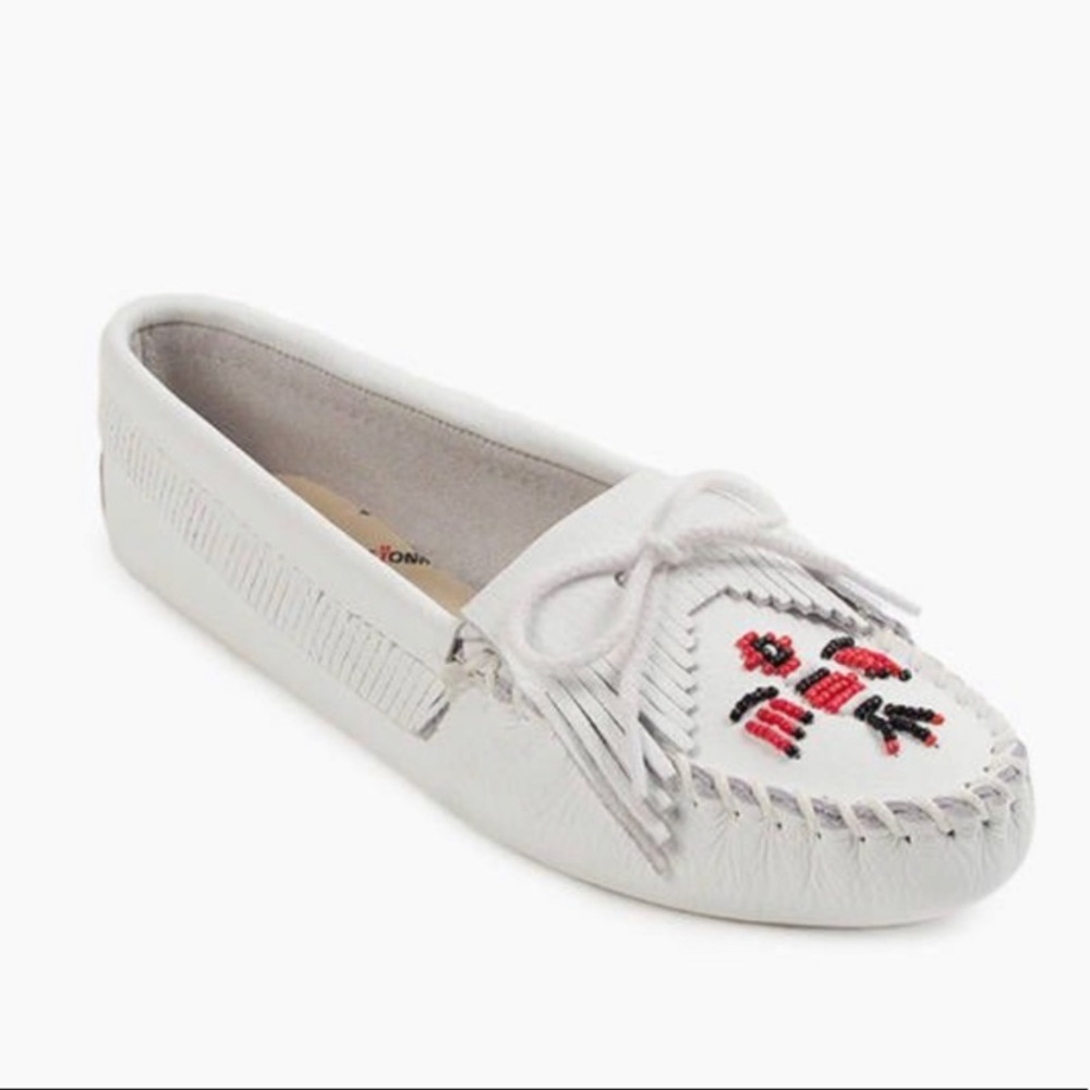 MINNETONKA BOHO WHITE LEATHER BEAD LEATHER FRINGE DETAIL MOCCASIN FLAT SHOES